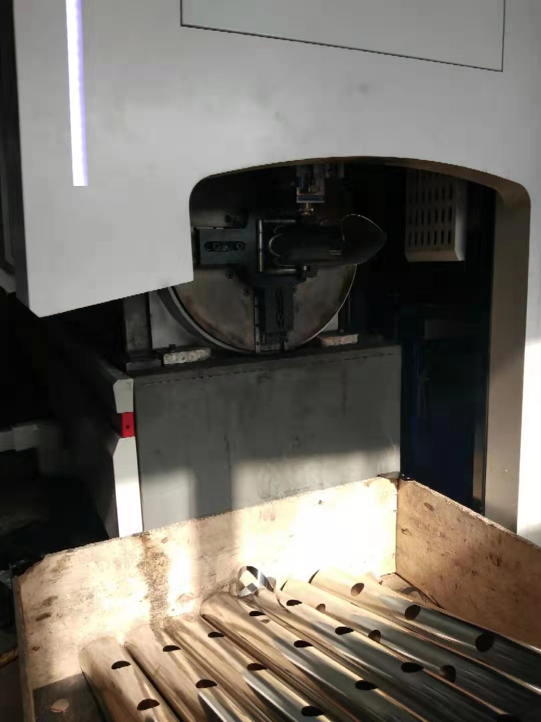 激光切管卡盤應用現場